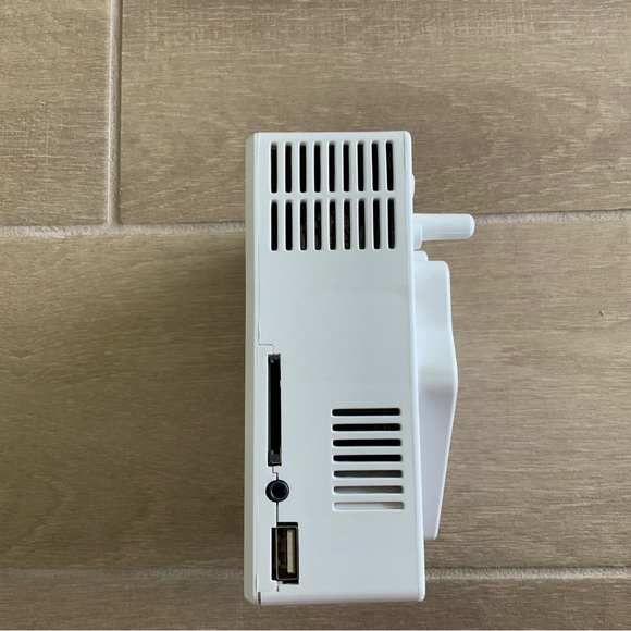 Portable Mini Projector HD LCD Compatible AV HDMI VGA USB Micro SD Works NO CORD - Picture 4 of 7